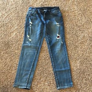 Maurice’s jeans. You can roll bottom or leave straight.